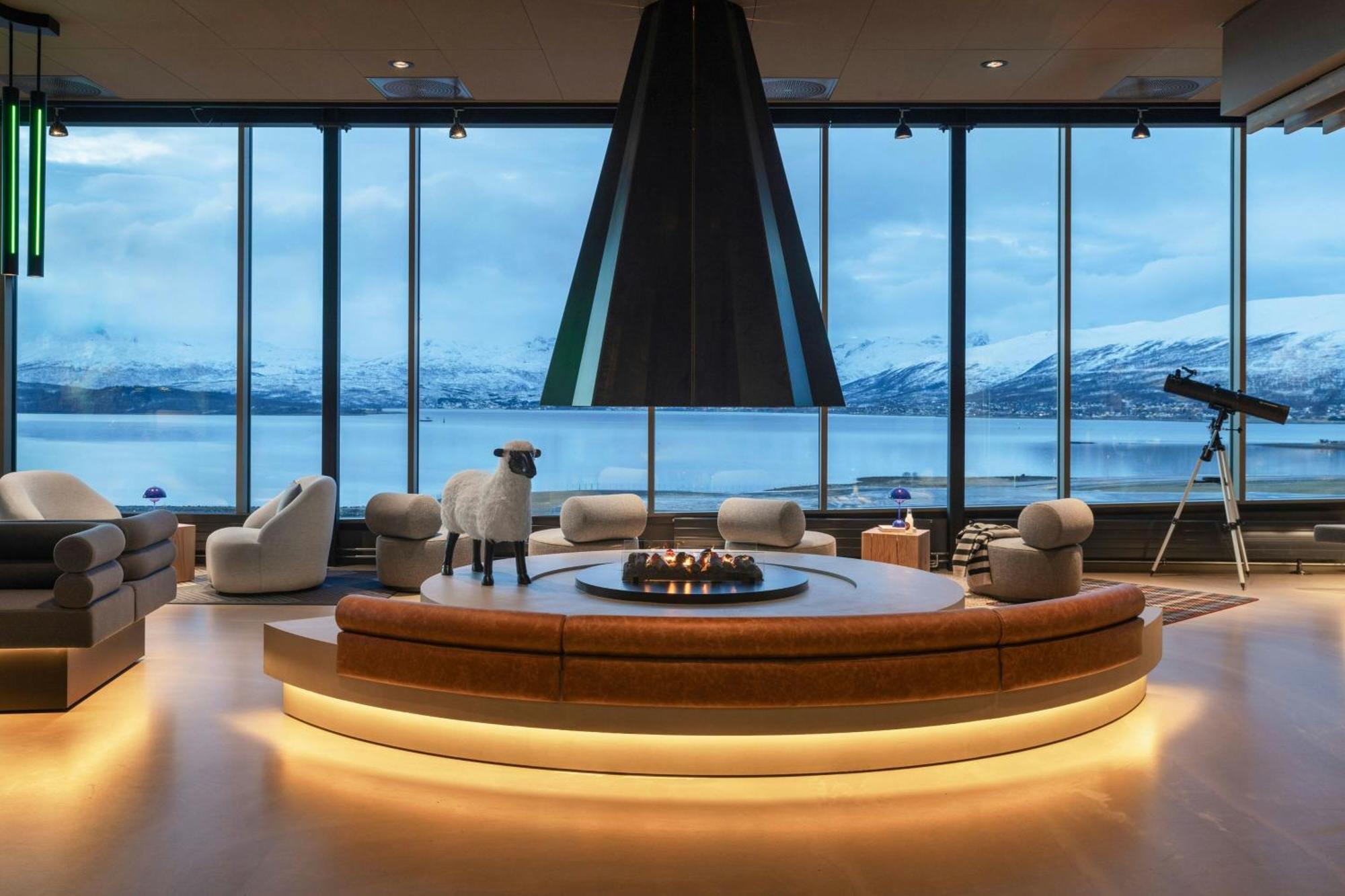 Hotel Moxy Tromsø Exteriér fotografie